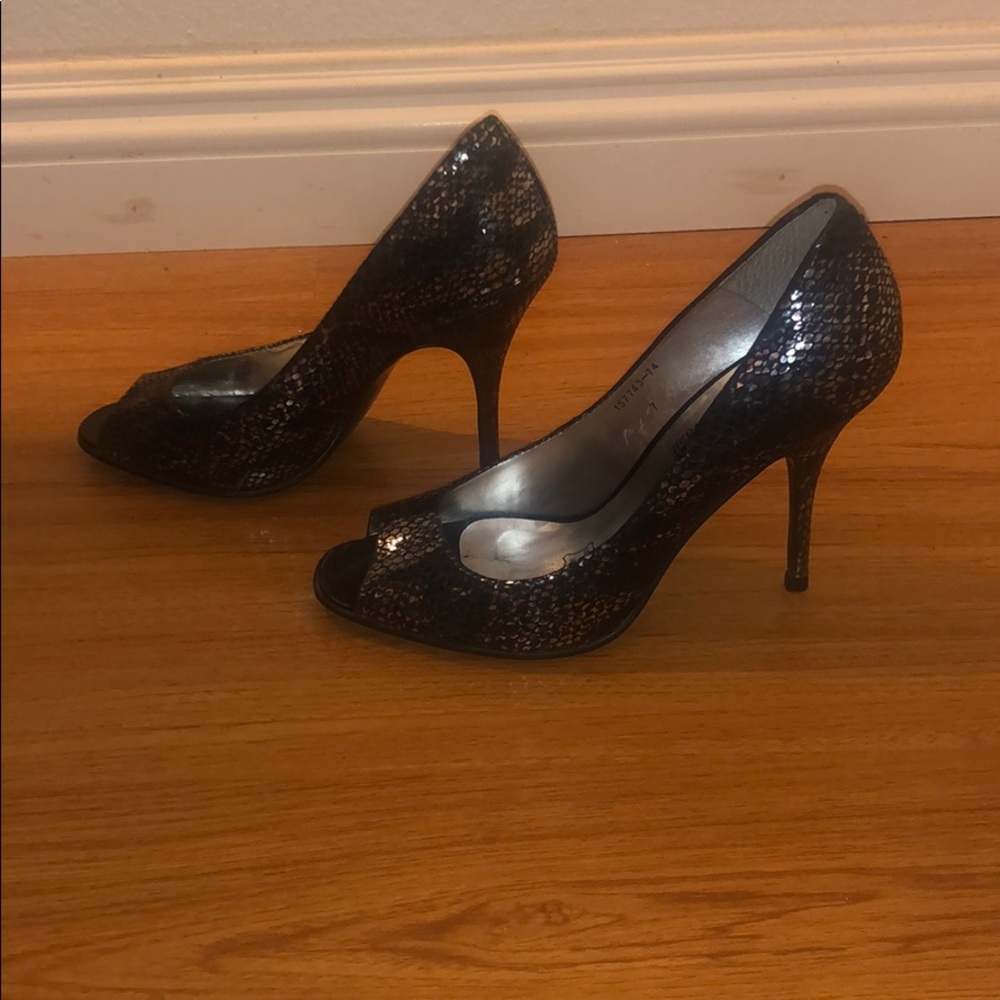 💎 CATHY JEAN/ Faux Metallic Snake Peep-Toe 💎